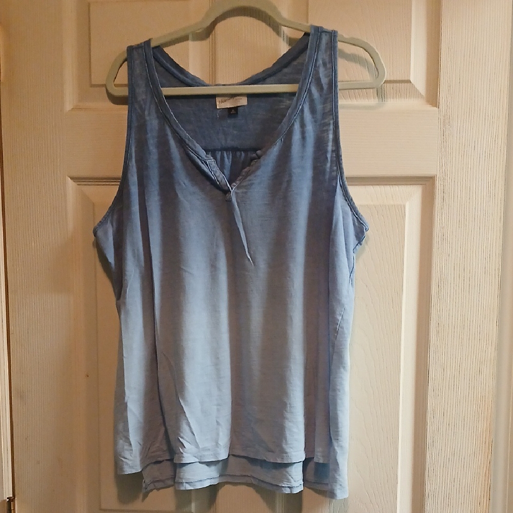 Universal Thread Blue Sleeveless Relaxed Tank Top